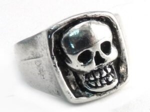 Giant Skull Ring - Antique Silver Plated - Biker Jewelry - Biker Ring - R17-DS