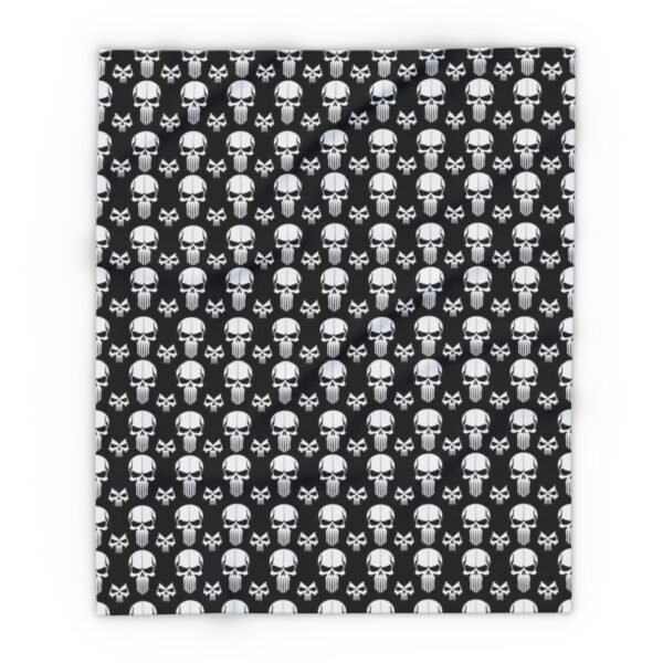 White Skulls on Black - Small Print - 3 Different Sizes - Arctic Fleece Blanket